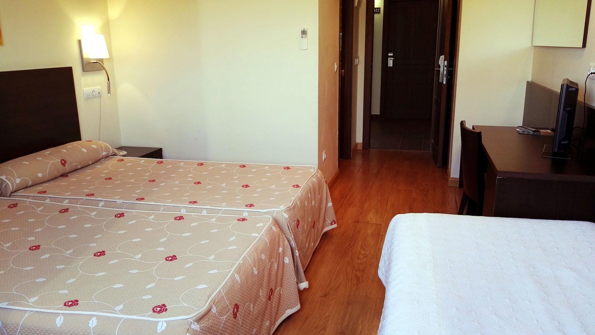 Hotel Tudanca-Aranda II Fuentespina Dış mekan fotoğraf